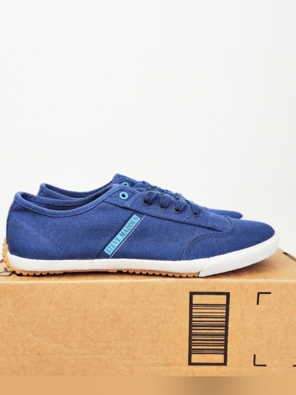 Steve Madden Gomez Navy Blue Canvas Low-Top Sneakers Mens Size 8 NWOB Athleisure